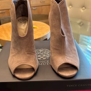 Vince Camuto VC-Amber Bootie